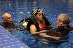 В Истре прошли мастер-классы по дайвингу для людей с инвалидностью